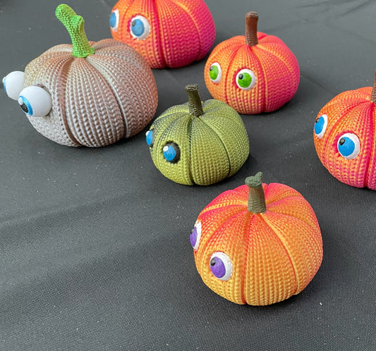 Mini Knit Pumpkin